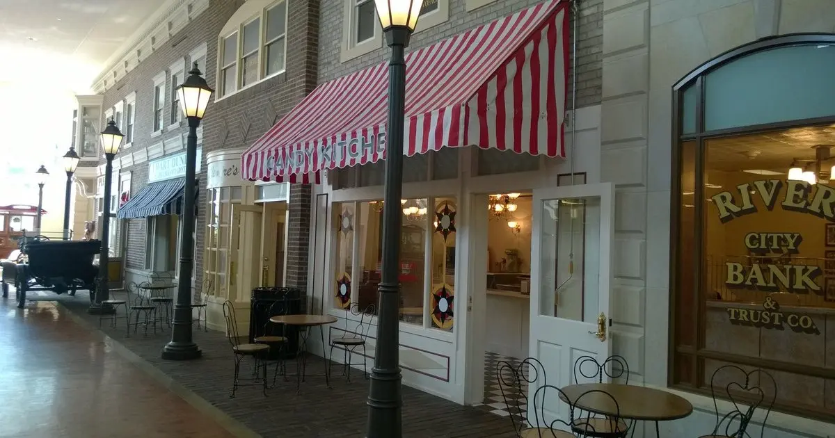 Discover the Original River City Travel Iowa